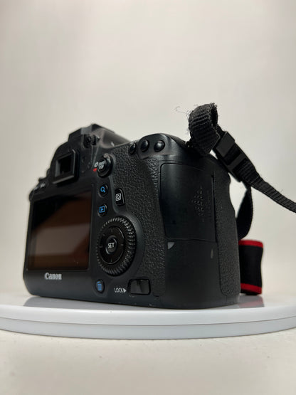 Canon EOS 6D 20.2MP Digital SLR