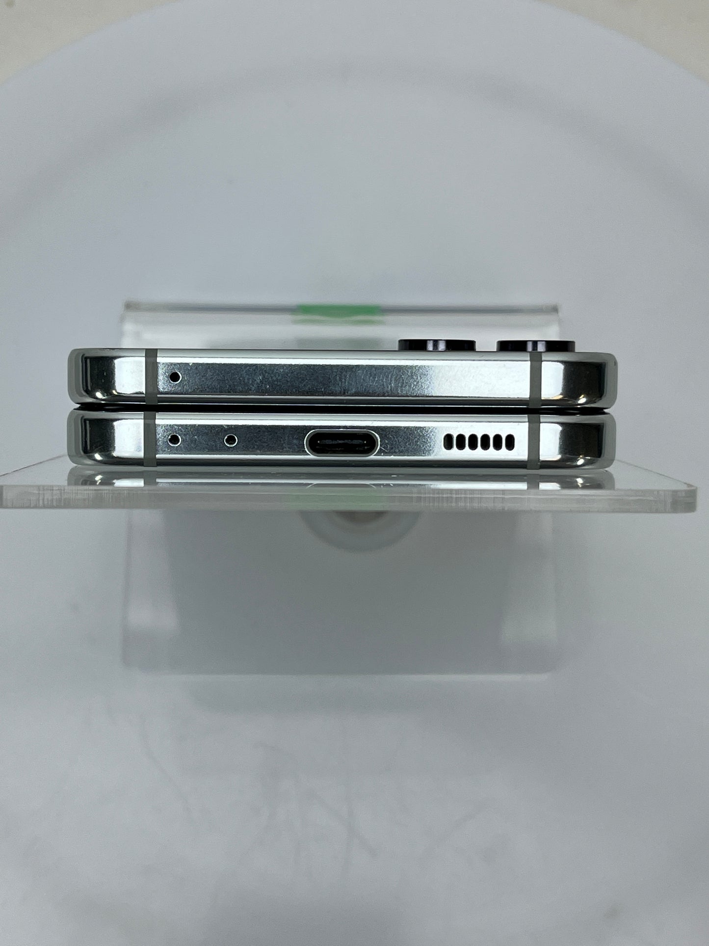 Unlocked Samsung Galaxy Z Flip5 8GB RAM 256GB SM-F731U1 Jade Green