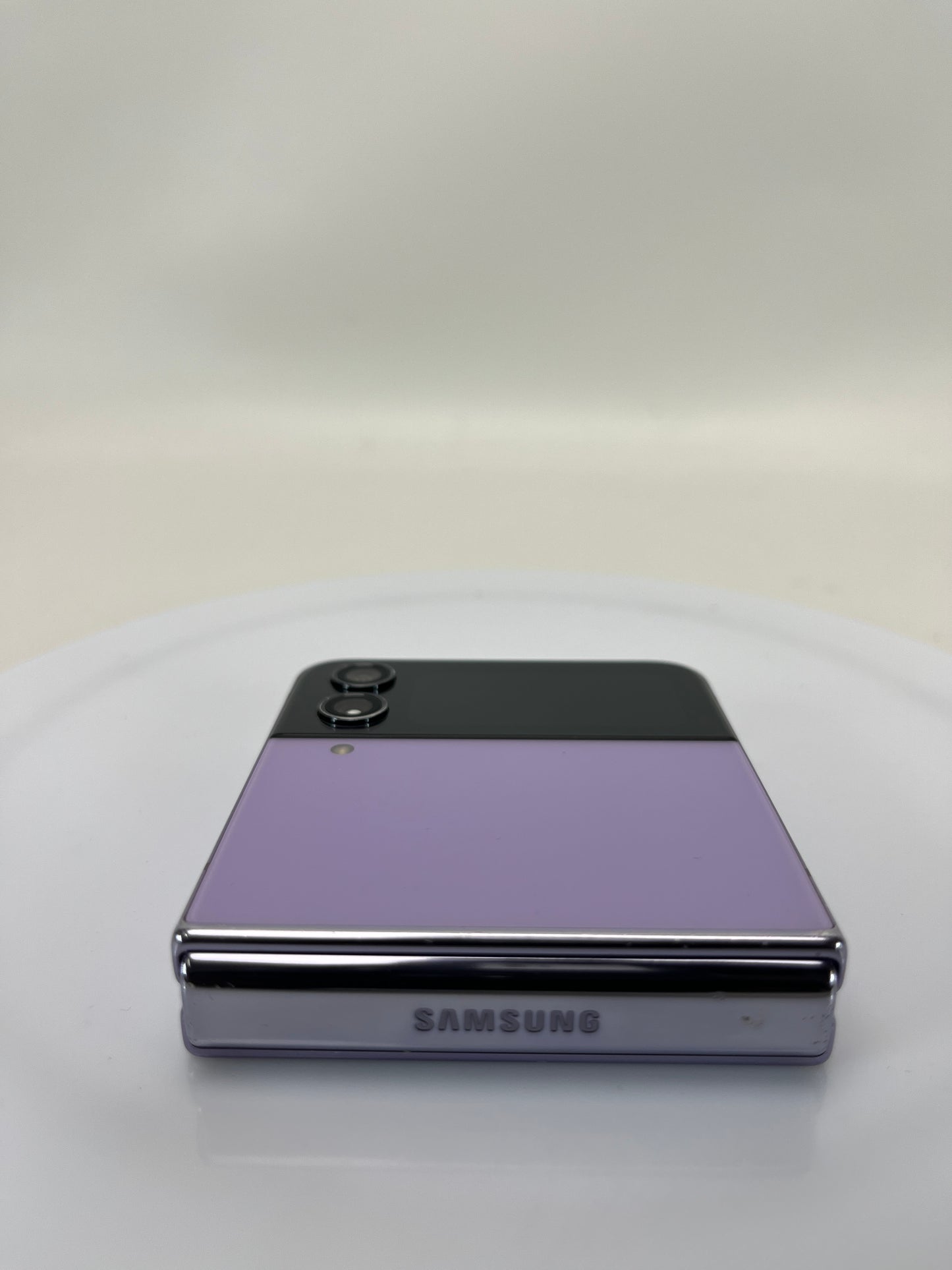 Unlocked Samsung Galaxy Z Flip4 8GB RAM 128GB SM-F721U1 Purple