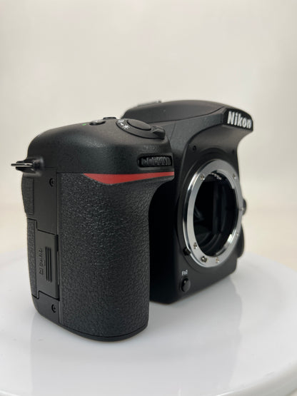 Nikon D7500 20.9MP DSLR Camera