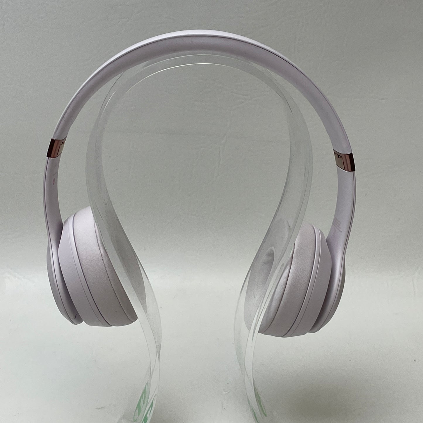 Beats Solo 4 Wireless On-Ear Headphones Cloud Pink MUW33LL/A