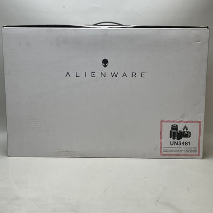 Alienware M18 R1 P51E i9 2.2GHz 32GB RAM 1TB SSD GeForce RTX 4070