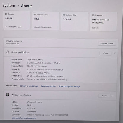 Alienware M18 R1 P51E i9 2.2GHz 32GB RAM 1TB SSD GeForce RTX 4070