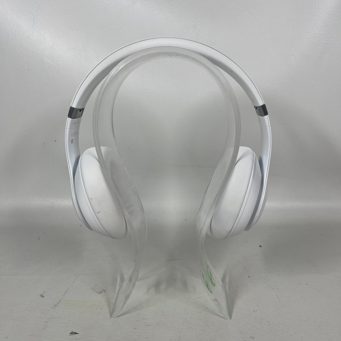 Beats Studio Pro Wireless Bluetooth Headphones Satin Silver MC2P4LLA