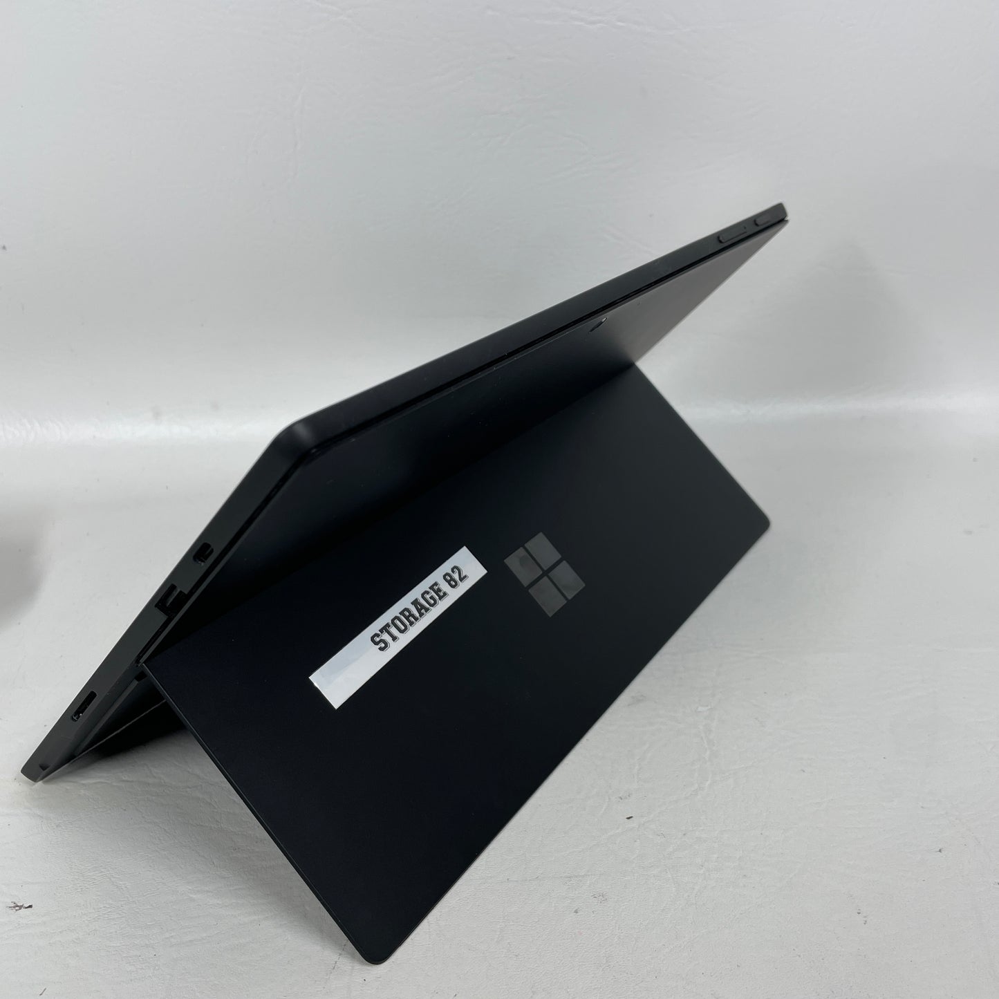 MICROSOFOT SURFACE 7+ 2-in-1 Detachable Tablet 8GB Ram 256SSD VR63J7S