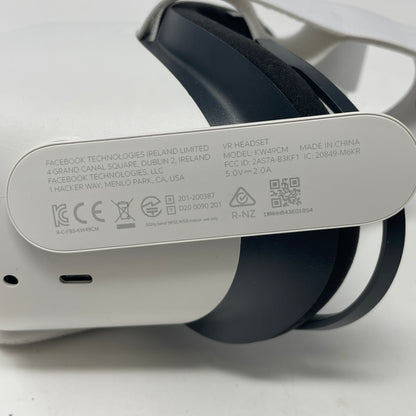 Oculus Quest 2 128GB Standalone All-in-One VR Headset KW49CM