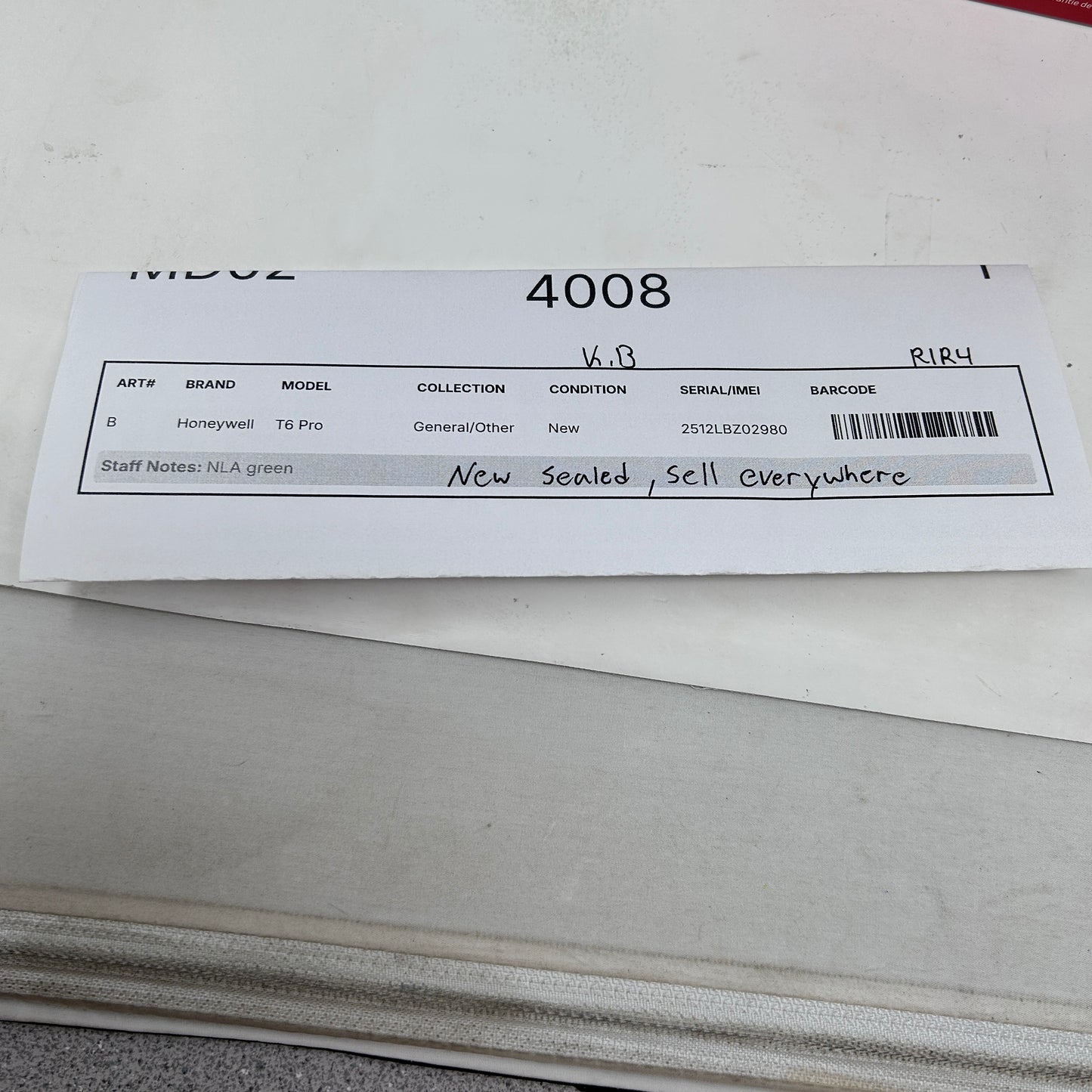 New Honeywell T6 Pro Programmable Thermostat  TH6320W2007