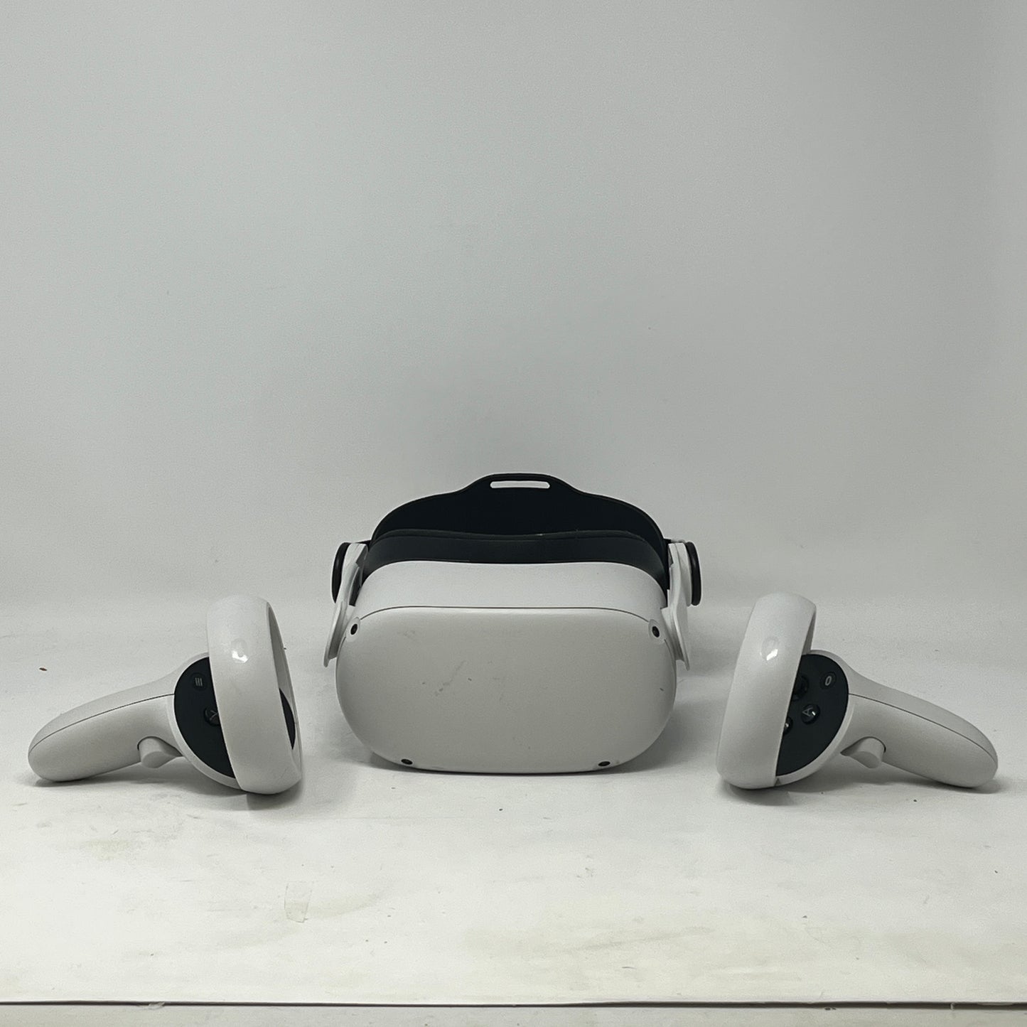 Oculus Quest 2 256GB Standalone All-in-One VR Headset KW49CM