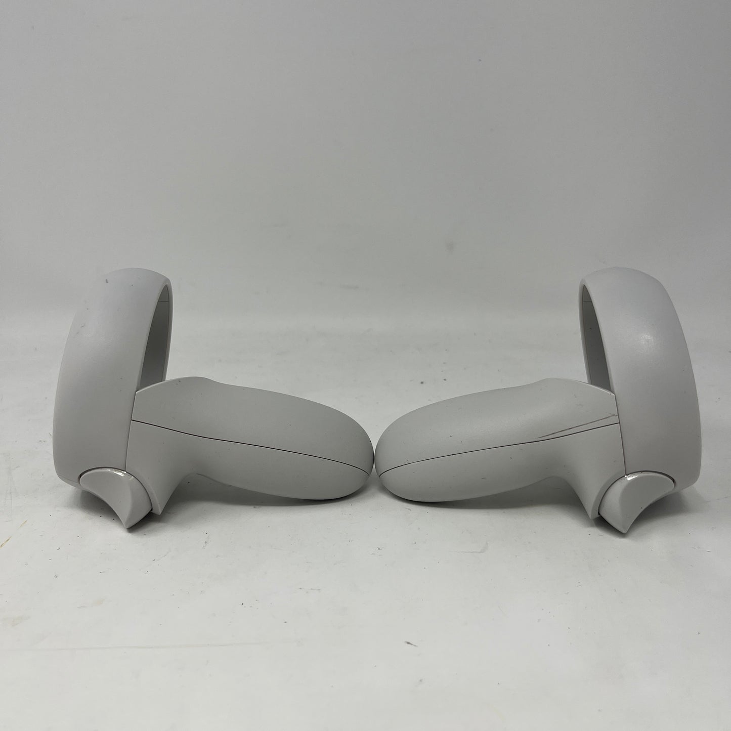 Oculus Quest 2 256GB Standalone All-in-One VR Headset KW49CM