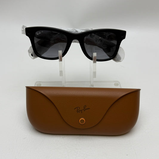 Meta Ray-Ban Wayfarer Smart Glasses RW4008