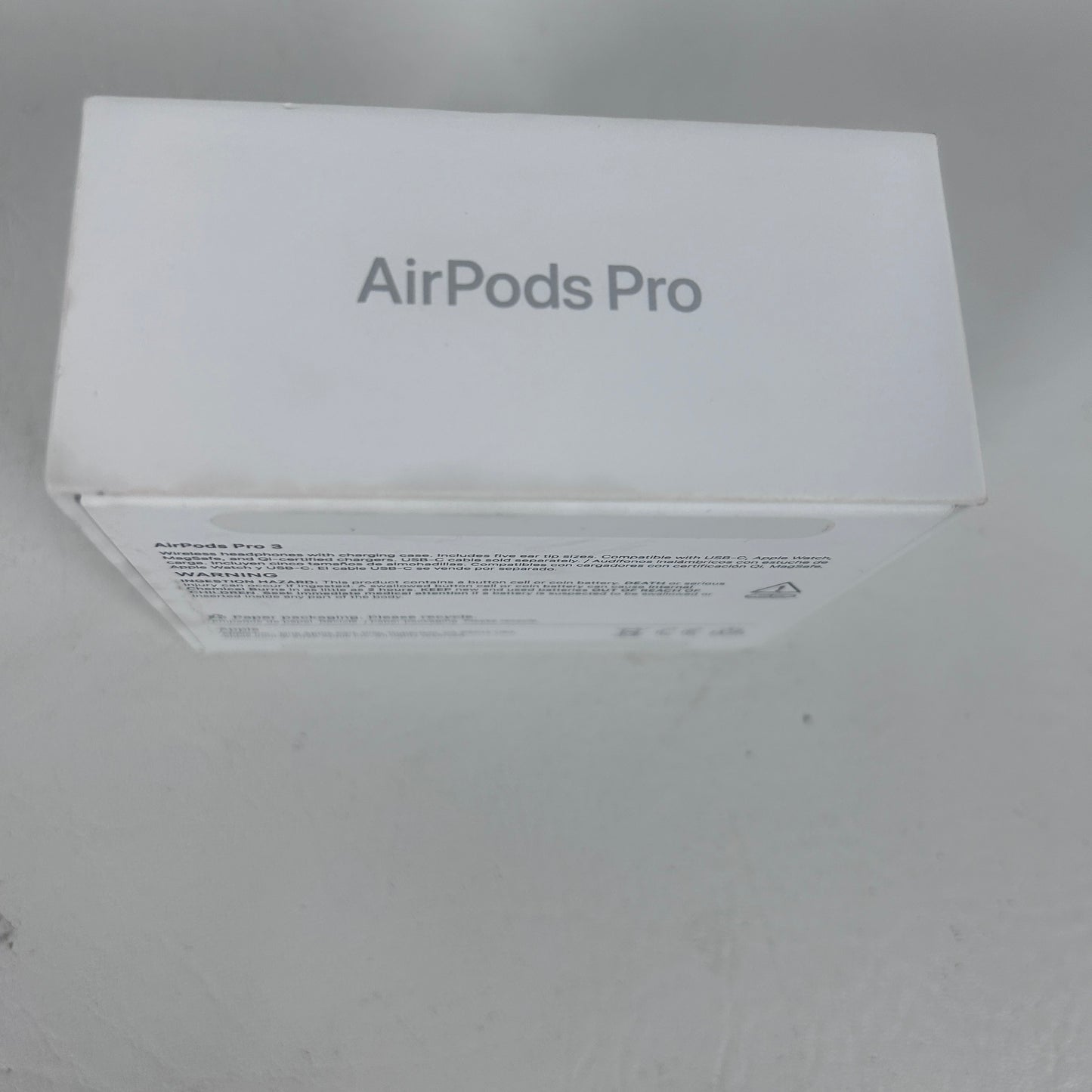 Apple AirPods Pro 3rd Gen MFHPALL/A A3063 A3064 A3122 Wireless Earbuds USB-C