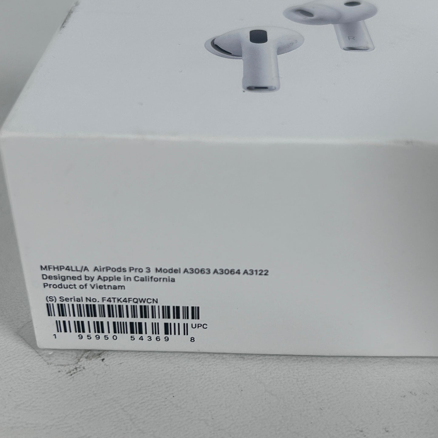 Apple AirPods Pro 3rd Gen MFHPALL/A A3063 A3064 A3122 Wireless Earbuds USB-C