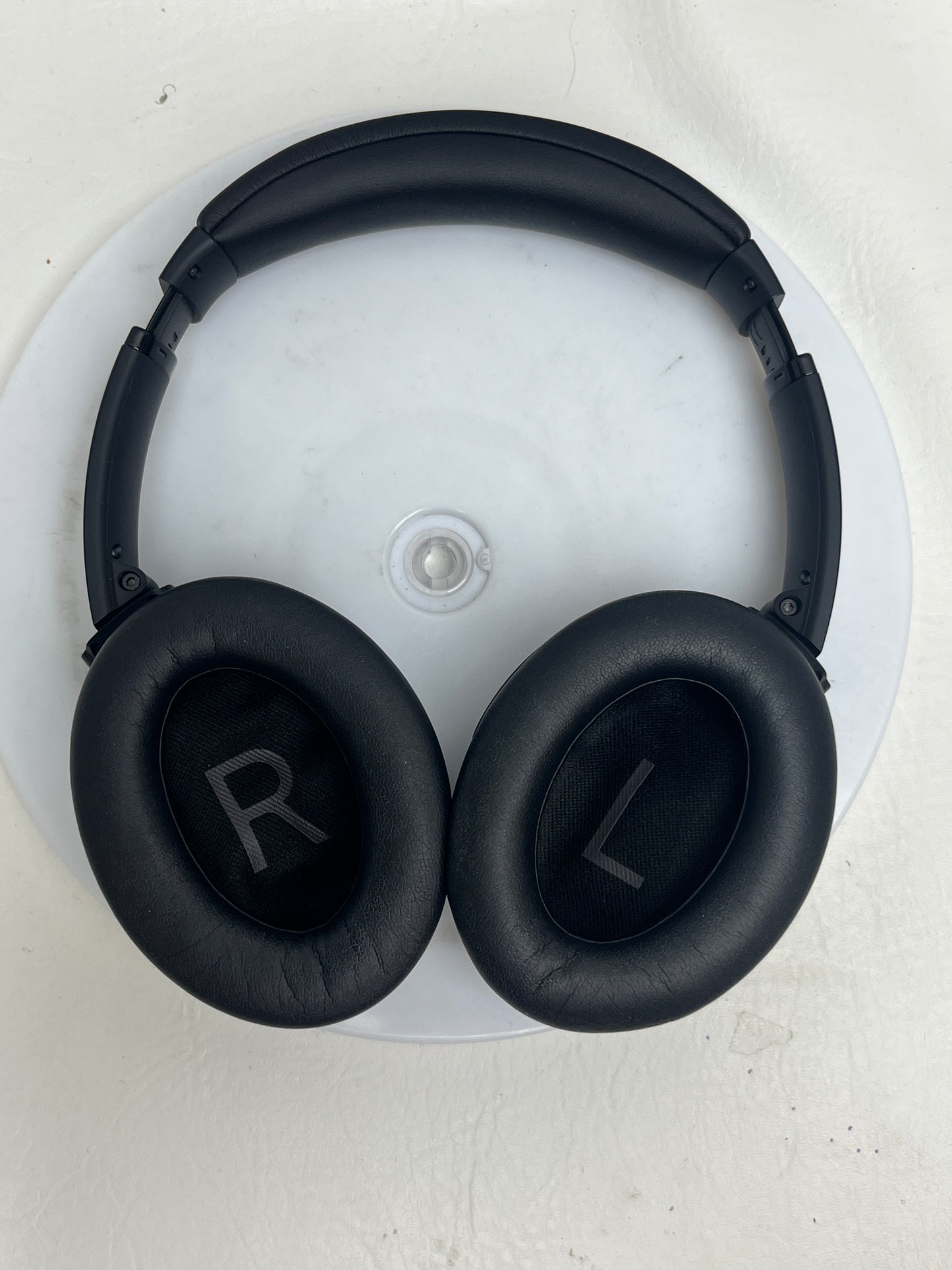 Bose QuietComfort Wireless Over-Ear Headphones Black