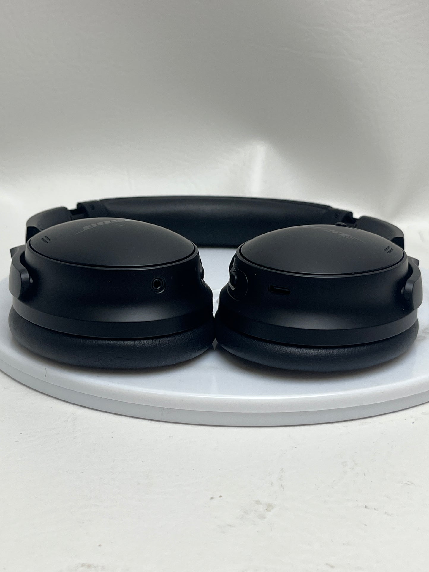 Bose QuietComfort Wireless Over-Ear Headphones Black