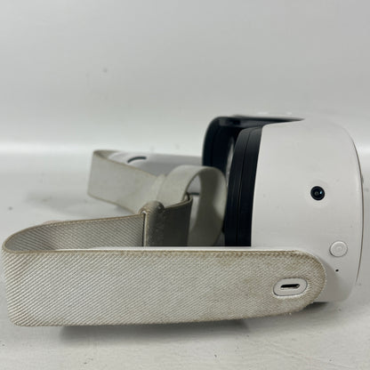 Meta Quest 3S 128GB Standalone All-in-One VR Headset P97