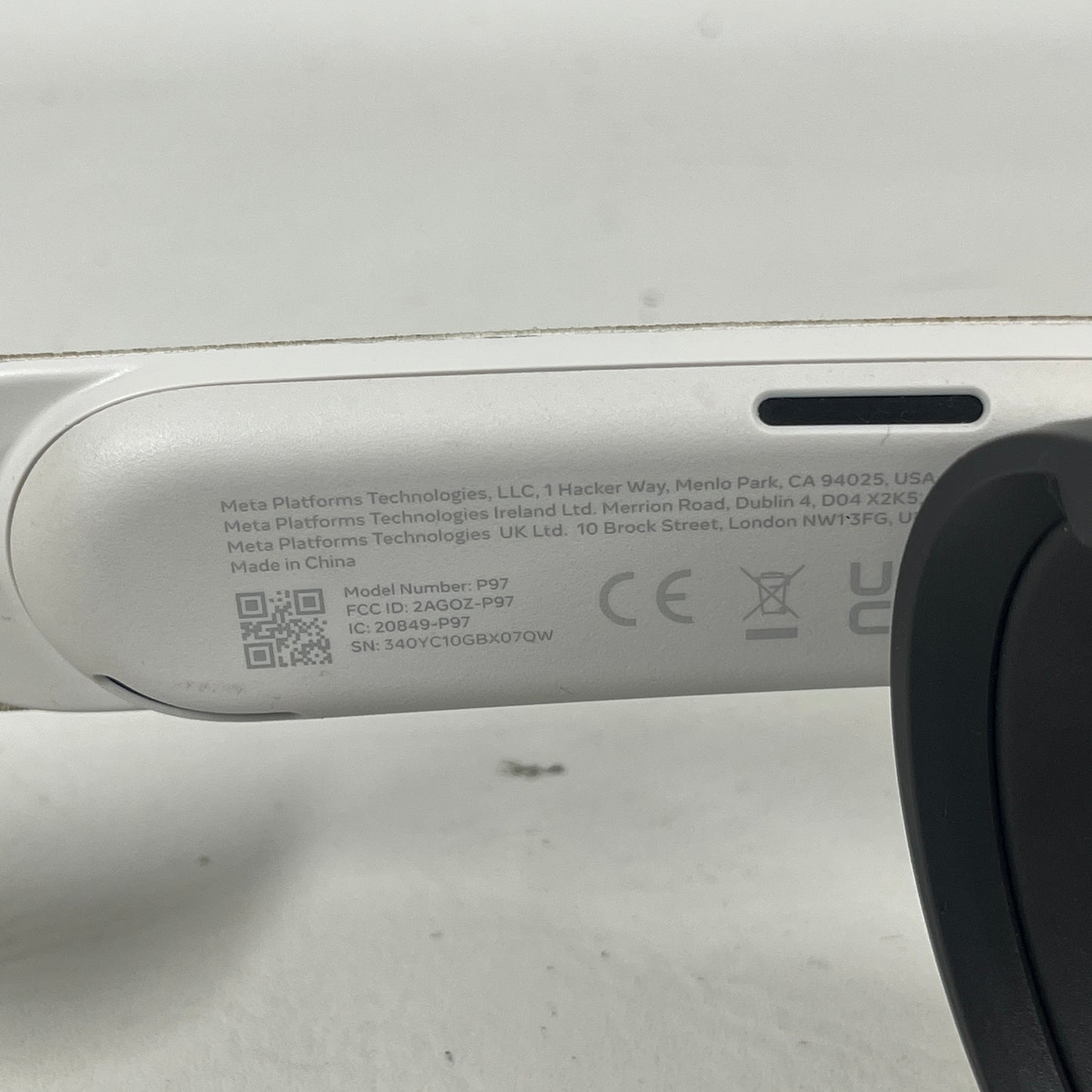 Meta Quest 3S 128GB Standalone All-in-One VR Headset P97