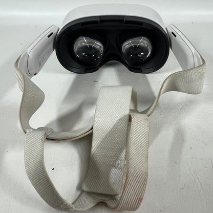 Meta Quest 3S 128GB Standalone All-in-One VR Headset P97