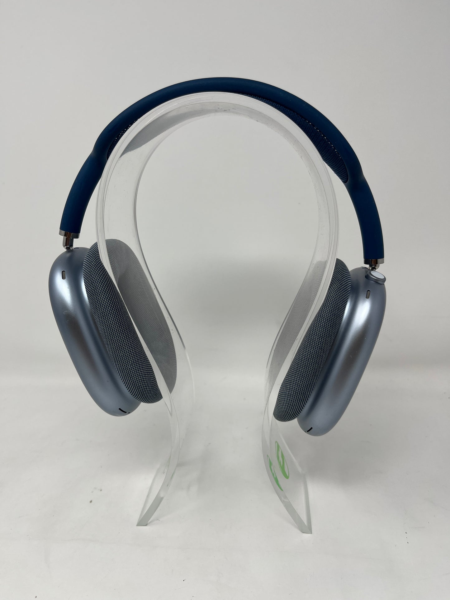 Apple AirPods Max Wireless Over-Ear Headphones Sky Blue MGYL3AM/A