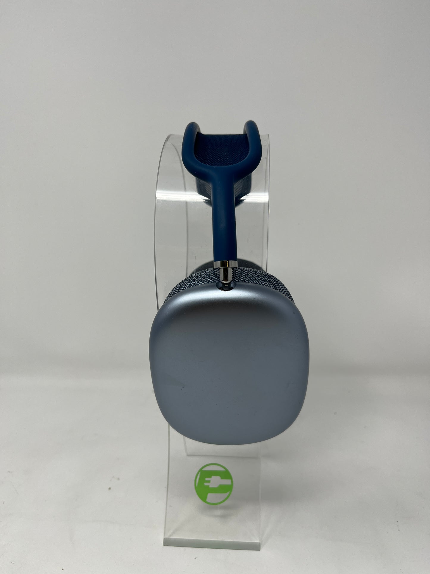 Apple AirPods Max Wireless Over-Ear Headphones Sky Blue MGYL3AM/A