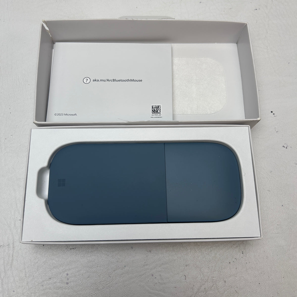 Microsoft Surface Arc Bluetooth Mouse Compact Ocean EP2-32755