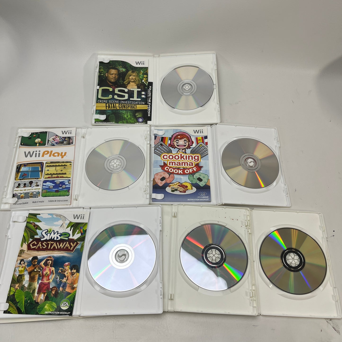 Lot of 6 Nintendo Wii Games Sims 2 Castaway Cooking Mama Wii Play CSI CIB Mix