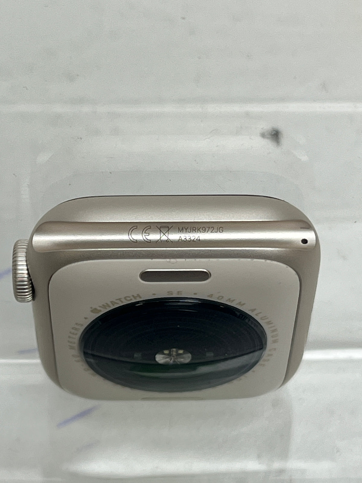 GPS Only Apple Watch SE 3 40MM Starlight Aluminum Starlight Sport Band MEH54LW/A