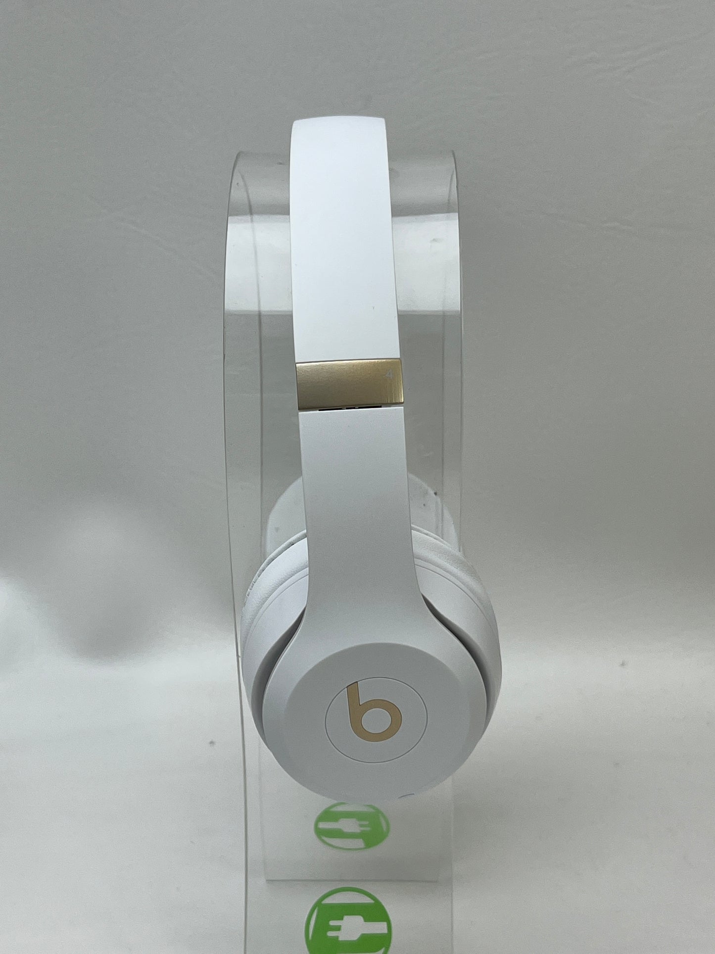 Beats Solo4 Wireless On-Ear Bluetooth Headphones Club White