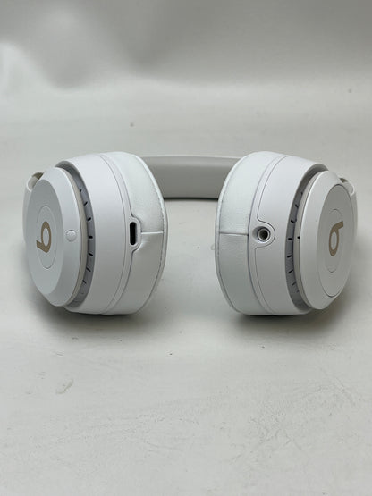 Beats Solo4 Wireless On-Ear Bluetooth Headphones Club White