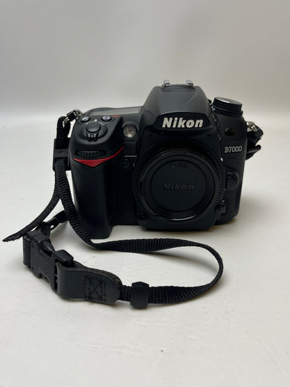 Nikon D7000 16.2MP Digital DSLR Camera Black