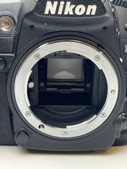 Nikon D7000 16.2MP Digital DSLR Camera Black