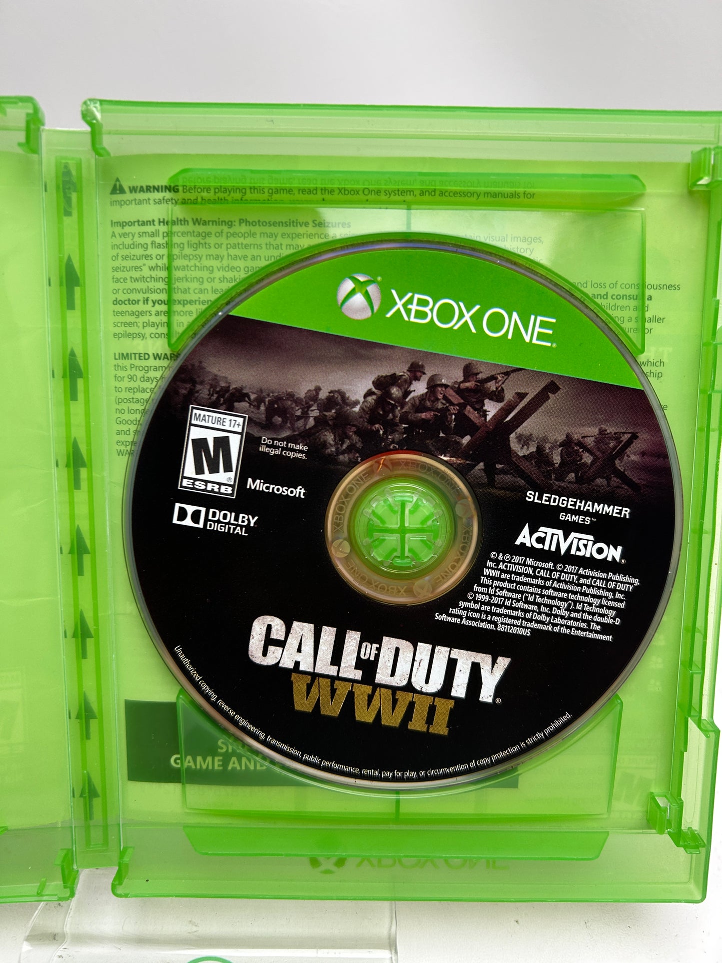 Lots of 2 Games Microsoft Xbox One Call of Duty WWII,Call Of Duty 4 Modern Warfare&nbsp;