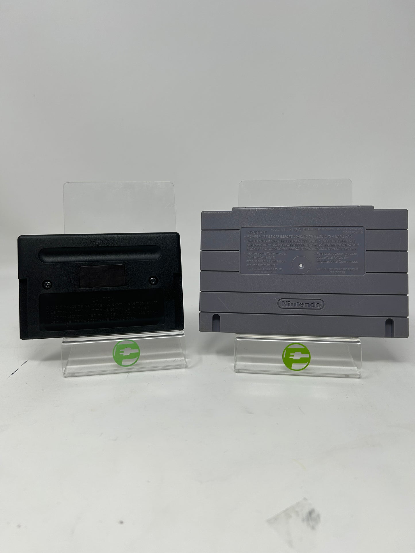 Lot of 2 Games Nintendo/Sega Genesis/SNES 