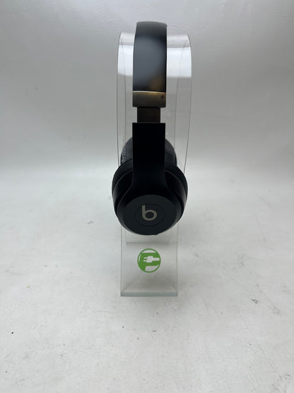 Solo 4 Matte Black On Ear Headphones MUW23LL/A