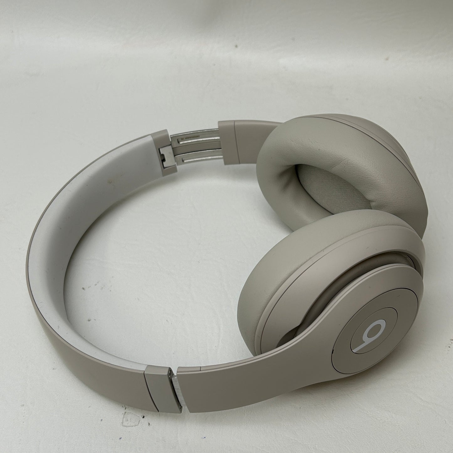 Beats Studio Pro Wireless Noise Cancelling Over-the-Ear Headphones-Sandstone 