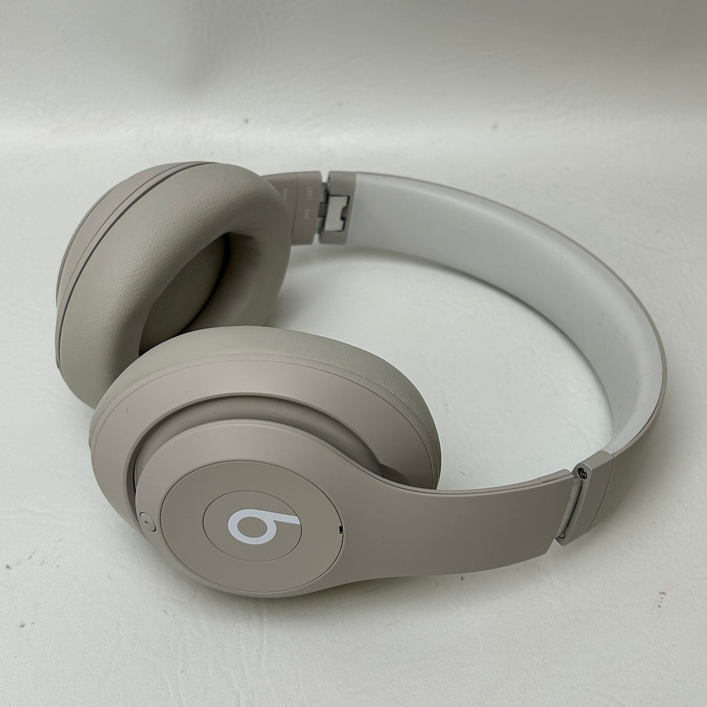 Beats Studio Pro Wireless Noise Cancelling Over-the-Ear Headphones-Sandstone 