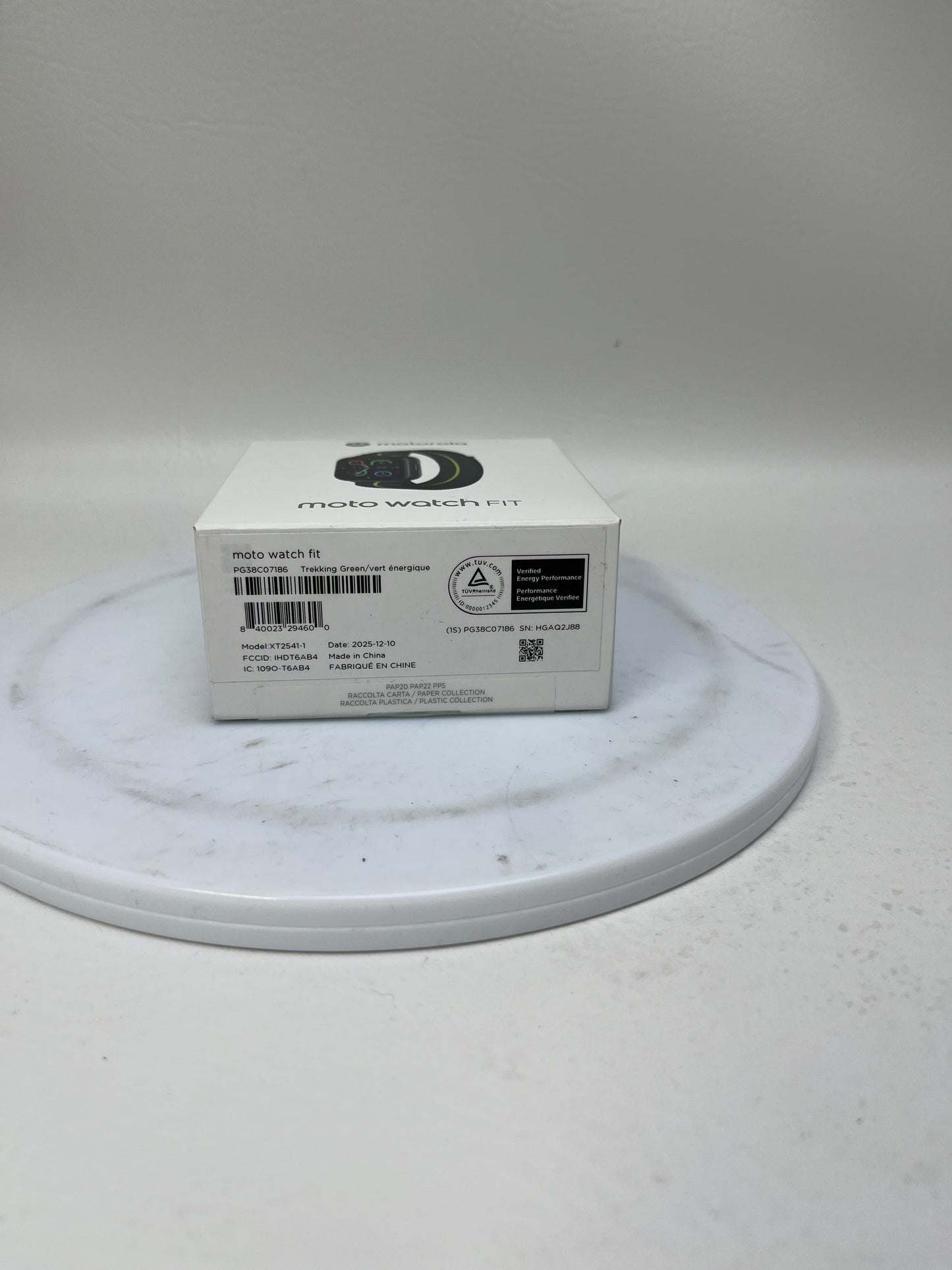 New Motorola Moto Watch Fit 22mm Activity Tracker Smartwatch XT2541-1