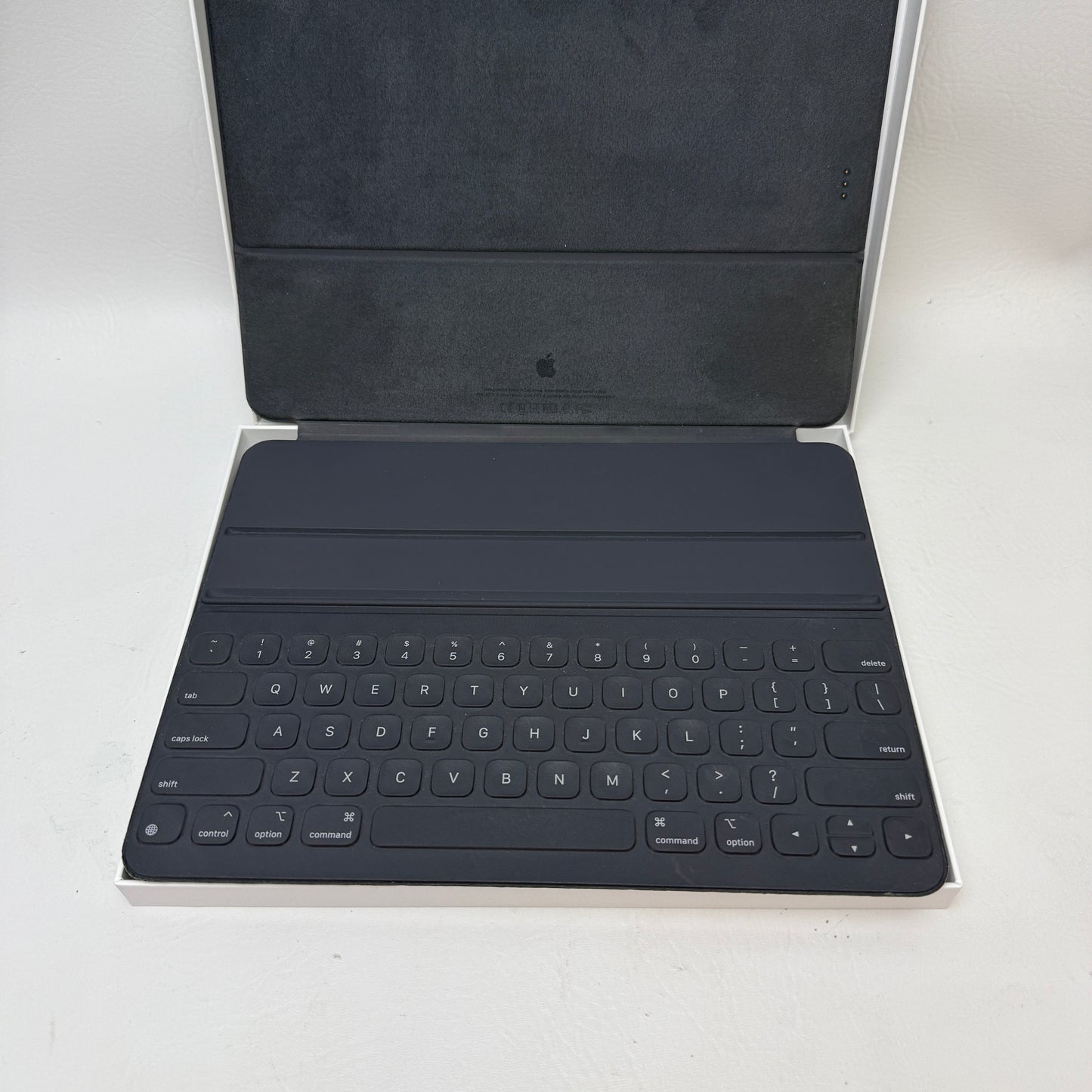 Apple Magic Keyboard for iPad Pro 12.9" Keyboard Folio Case Black MU8H2LL/A