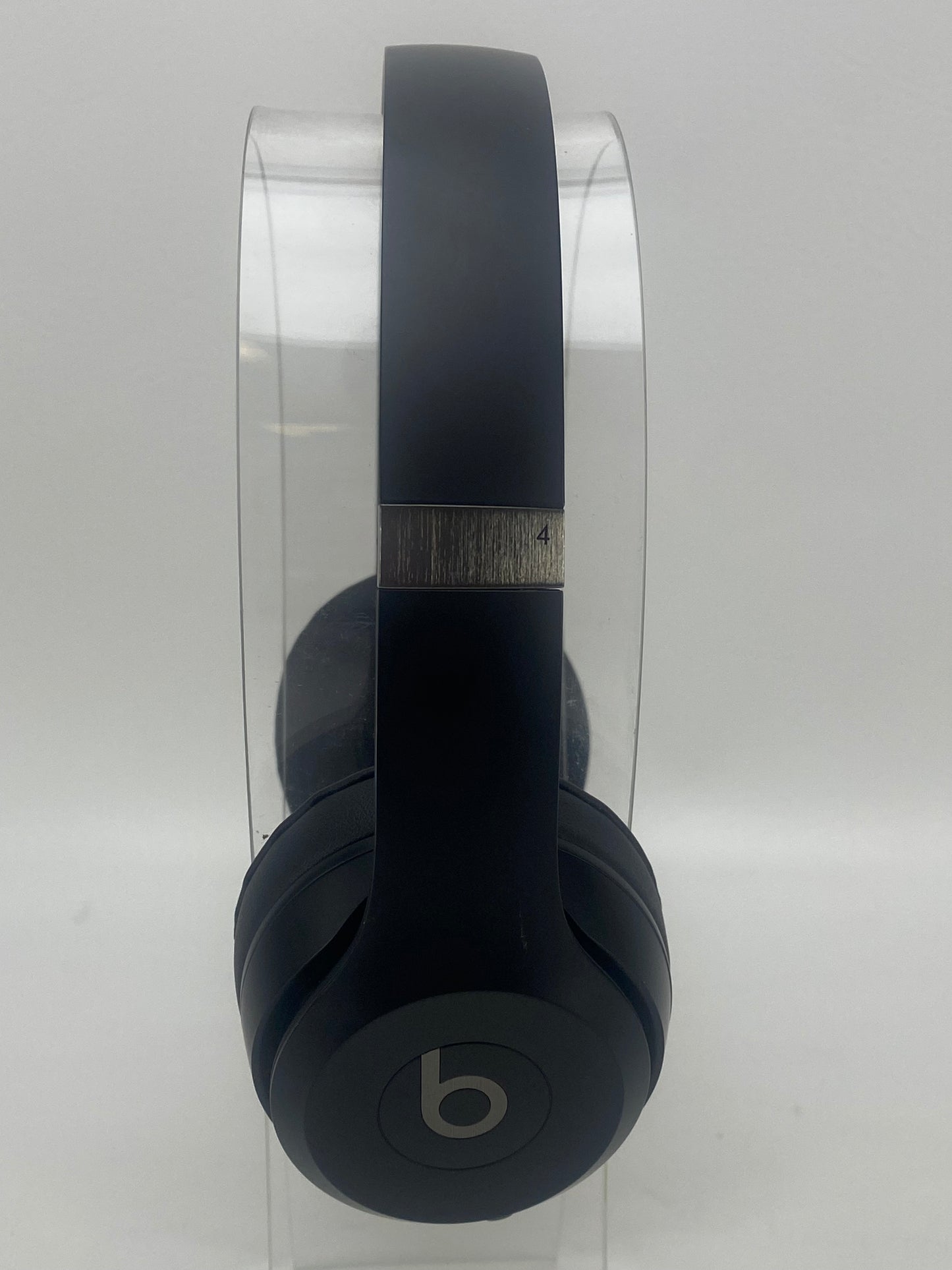 Beats Solo4 Ear-Pad (On the Ear) Black