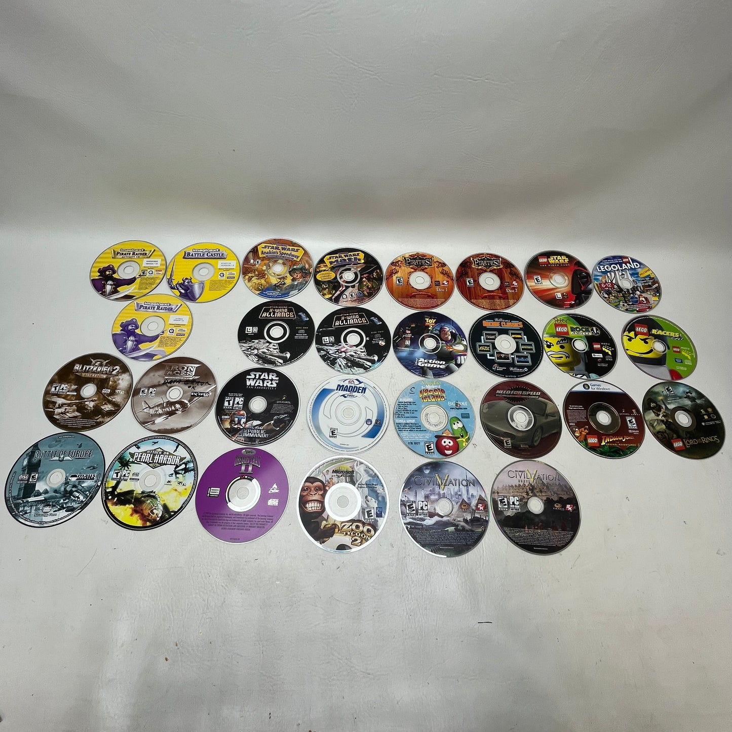 Lot of 33 Games PC Generic