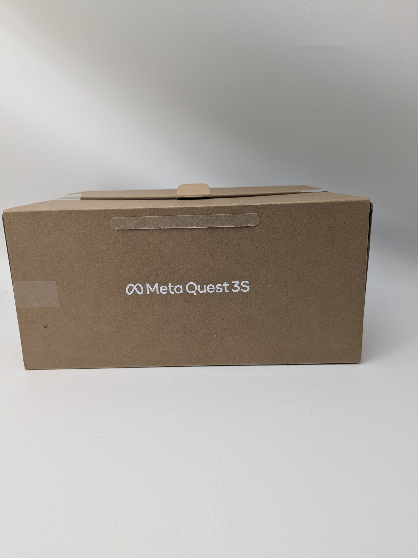 Meta Quest 3S 128GB Standalone All-in-One VR Headset P97