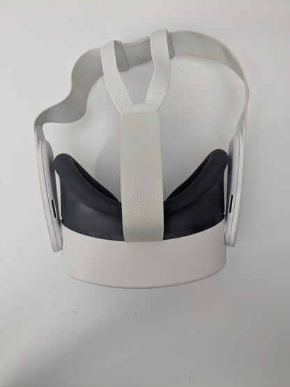 Meta Quest 3S 128GB Standalone All-in-One VR Headset P97
