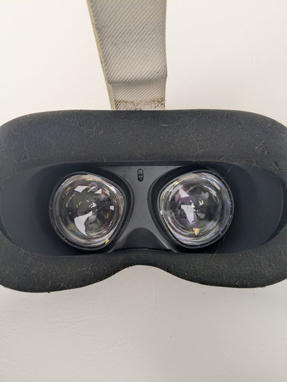 Meta Quest 2 128GB Standalone All-in-One VR Headset KW49CM