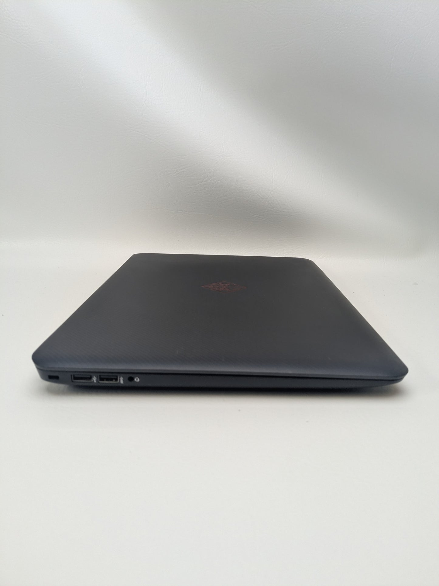 HP Omen QEOIGAAG 15.6" i7-7700HQ 2.8GHz 8GB RAM 1TB SSD GeForce GTX 1050