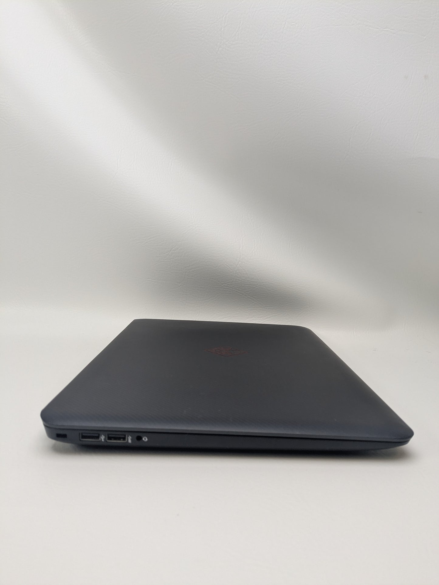 HP Omen QEOIGAAG 15.6" i7-7700HQ 2.8GHz 8GB RAM 1TB SSD GeForce GTX 1050