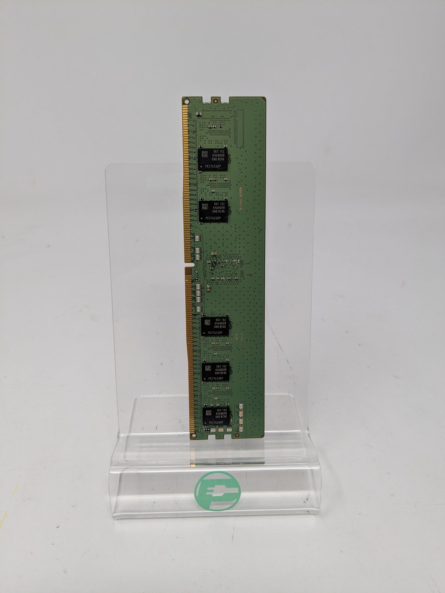 Samsung 8GB DDR4 PC4-3200AA ECC Registered RDIMM Server RAM M393A1K43DB2-CWEGY