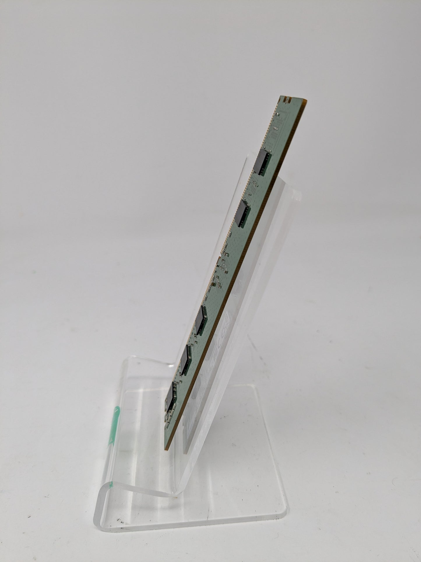 Samsung 8GB DDR4 PC4-3200AA ECC Registered RDIMM Server RAM M393A1K43DB2-CWEGY
