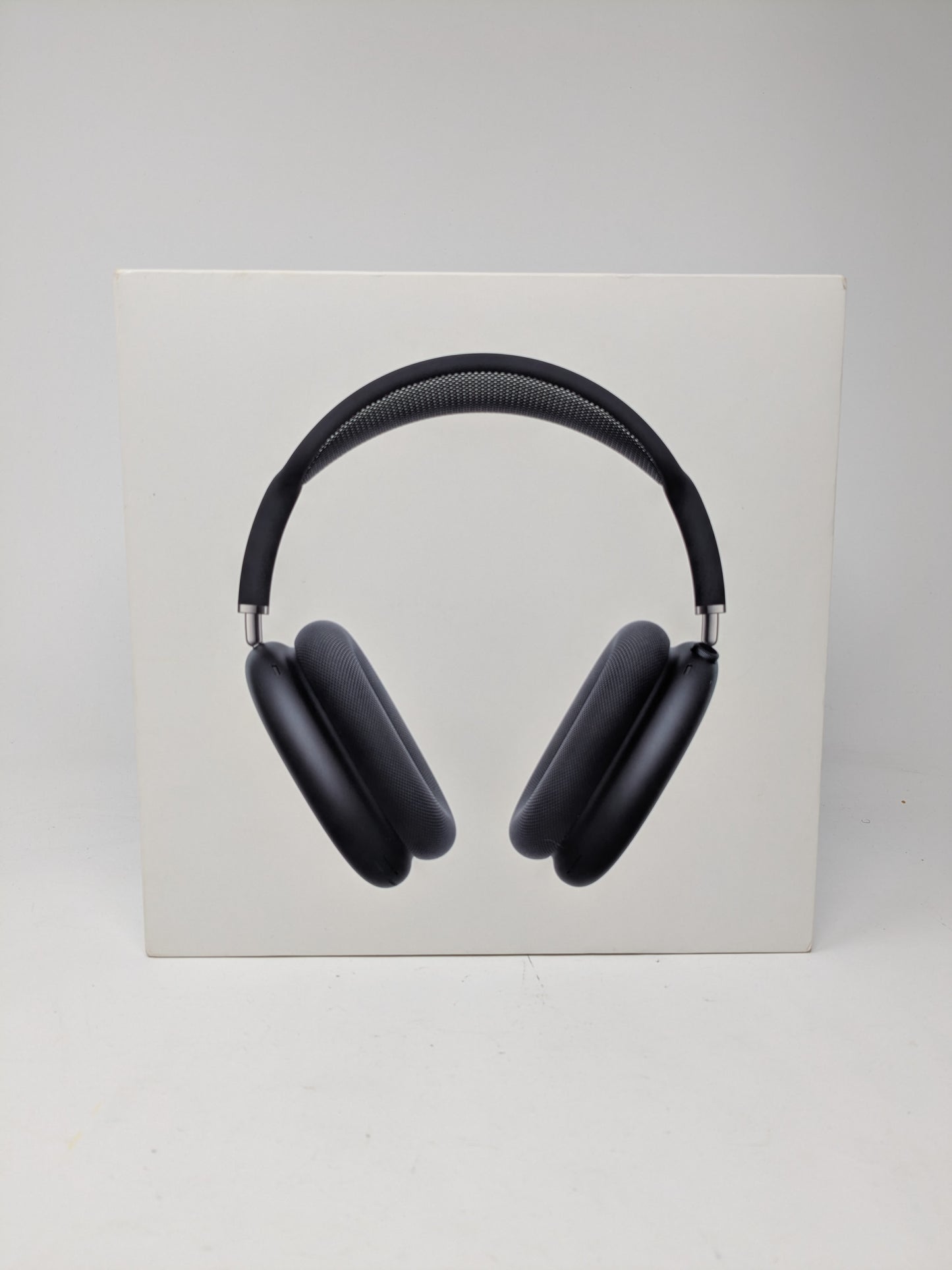 Apple AirPods Max USB-C Wireless Over-Ear Headphones Midnight MWW43AM/A