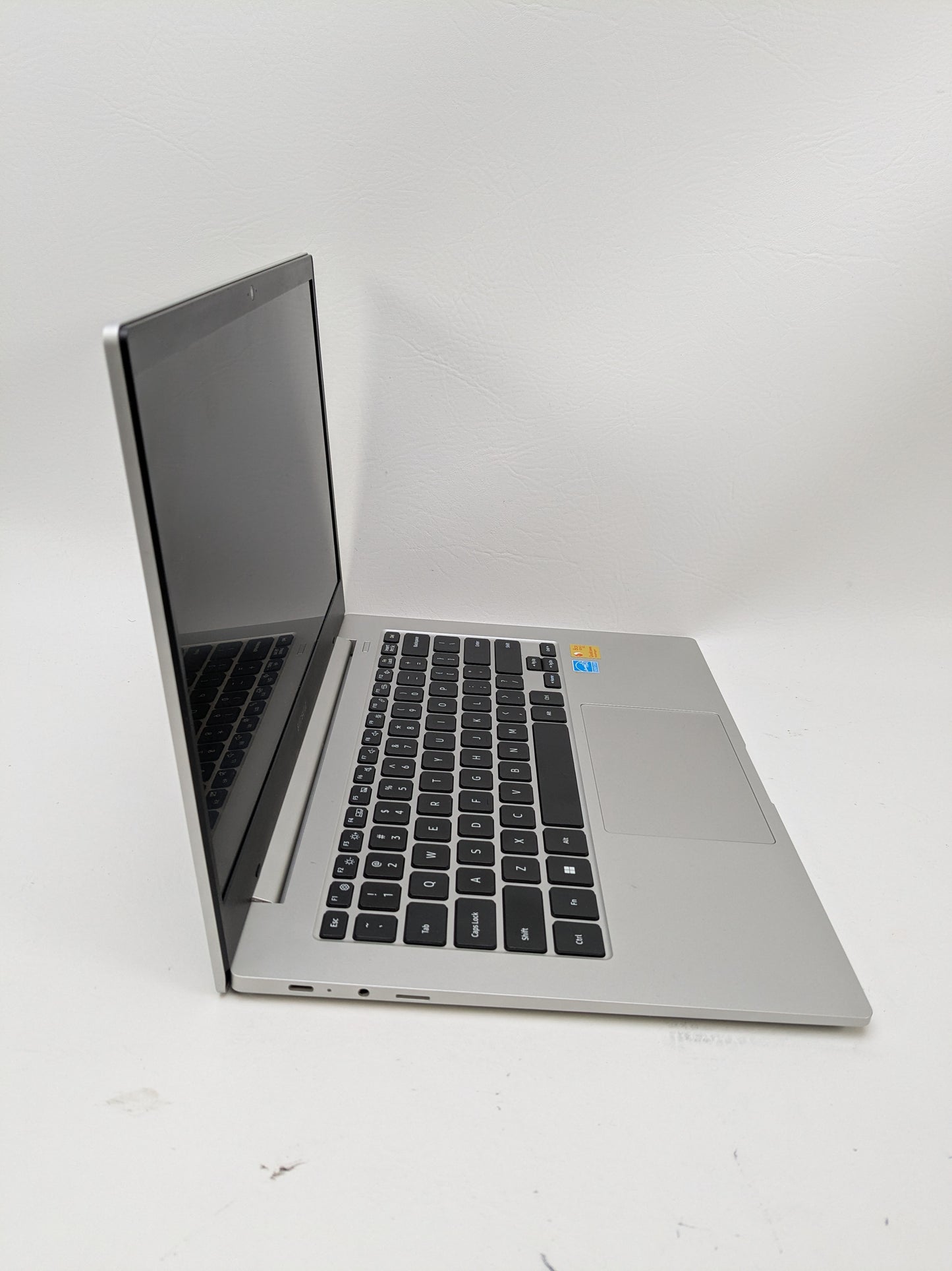 Samsung Galaxy Book Go 5G 4G2DFBRJQ4H 14" Snapdragon 8cx Gen 2 3.15Ghz 8GB RAM 