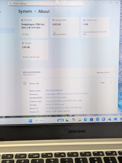 Samsung Galaxy Book Go 5G 4G2DFBRJQ4H 14" Snapdragon 8cx Gen 2 3.15Ghz 8GB RAM 
