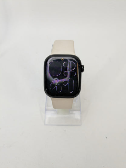 Apple Watch Series 11 GPS 42mm Jet Black Aluminum Starlight Sport Band MEQU4LW/A